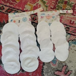 Like new organic reusable nursing pad bundle
